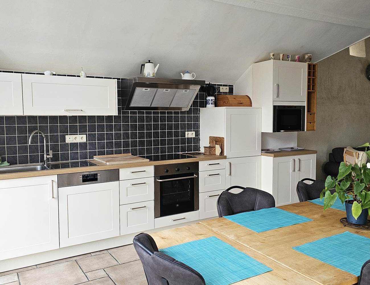 Nouvelle cuisine février 2025 Royal Blue (2)-photo-gallery