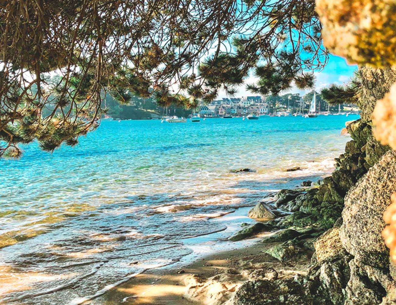 Vue sur l'Odet et le port de Sainte-Marine depuis la plage du Coq Bénodet-photo-page