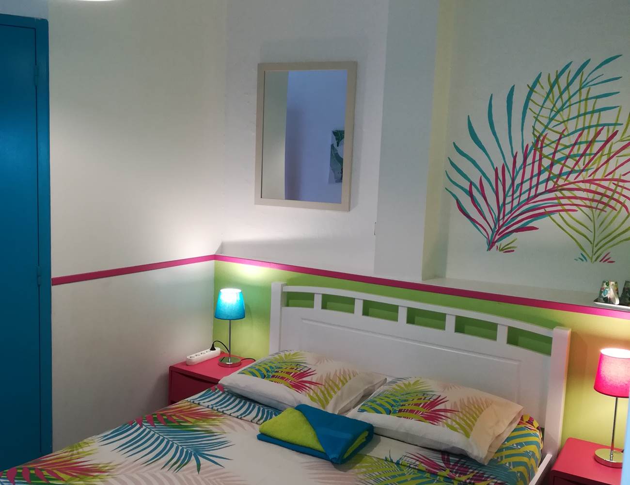chambre 115 lit double avec SdB-photo-gallery