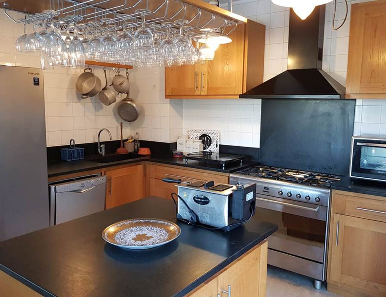 cuisine-villa-luxe-super-cannes-equipee-photo-gallery