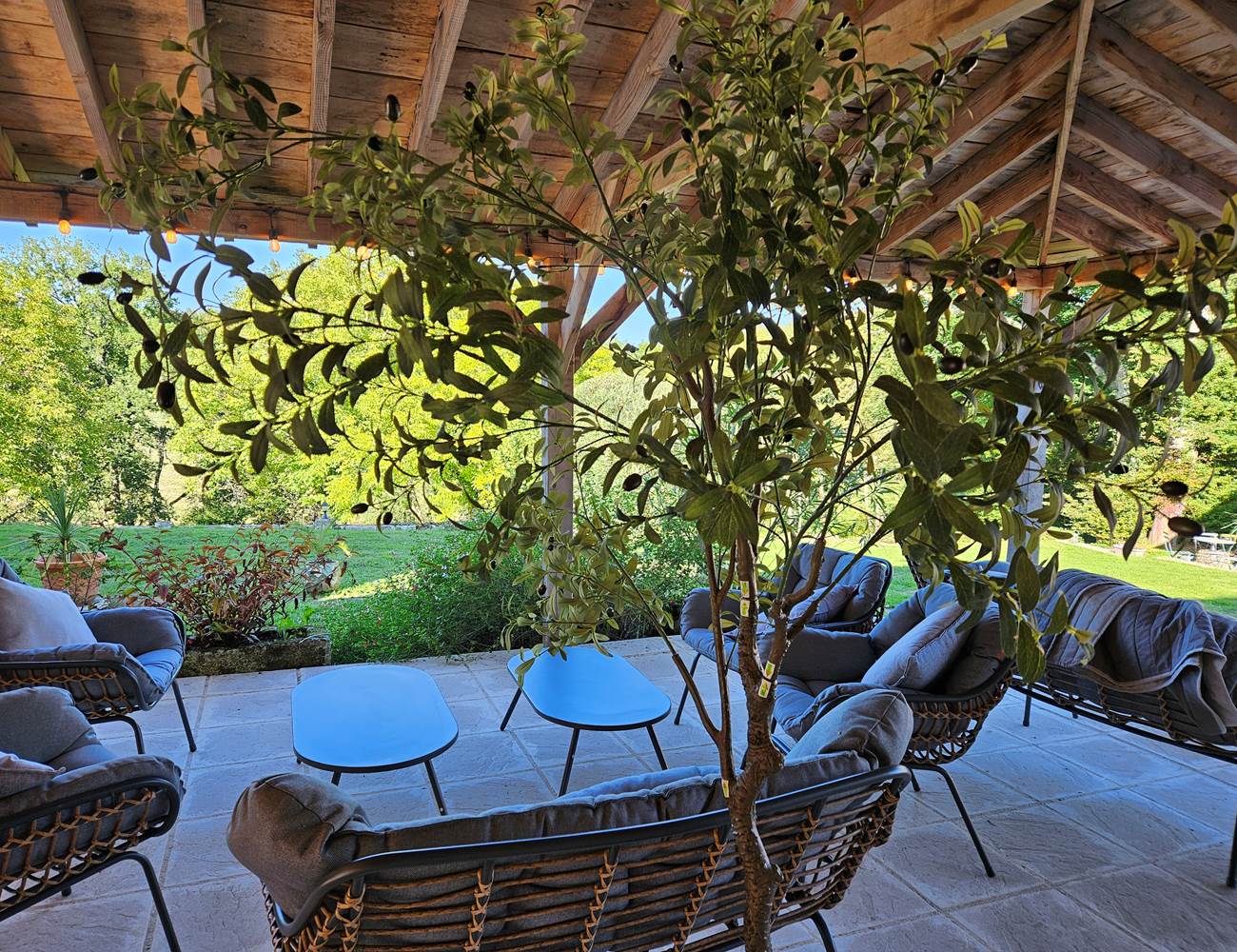 Covered Terrace 2-photo-gallery