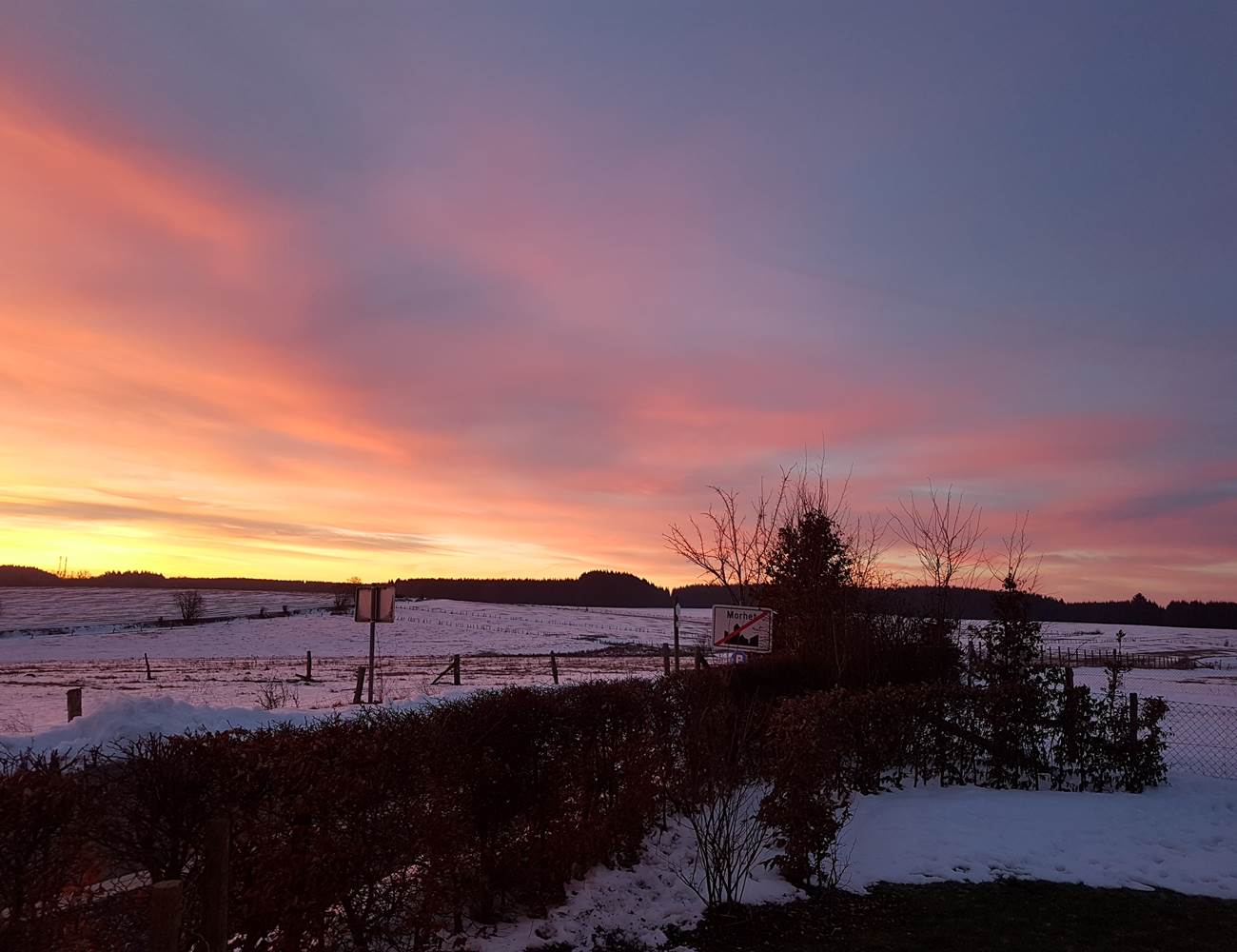 Cadeau du ciel au lever du jour le matin à la Chabetaine-photo-gallery
