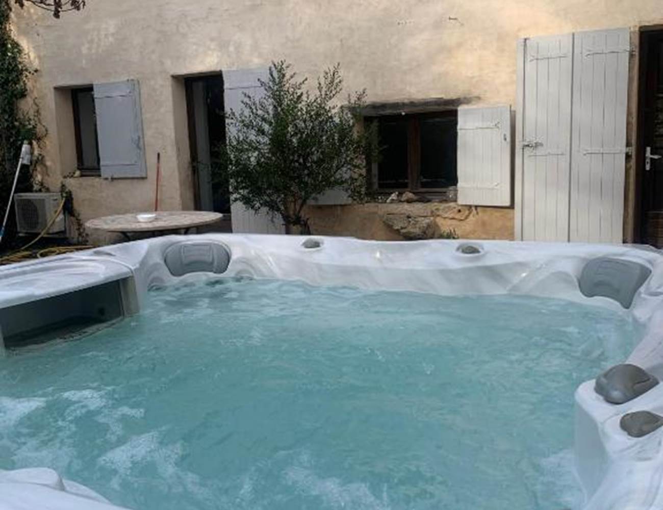 Grand SPA 7 places-photo-gallery