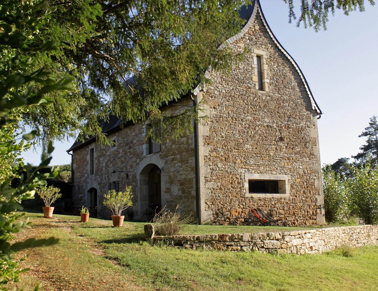 La grange étable restaurée en gîtes