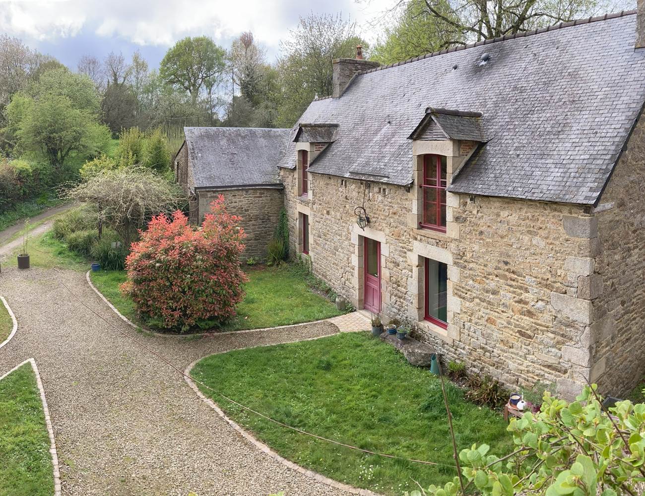 les bâtiments La Guyonnais