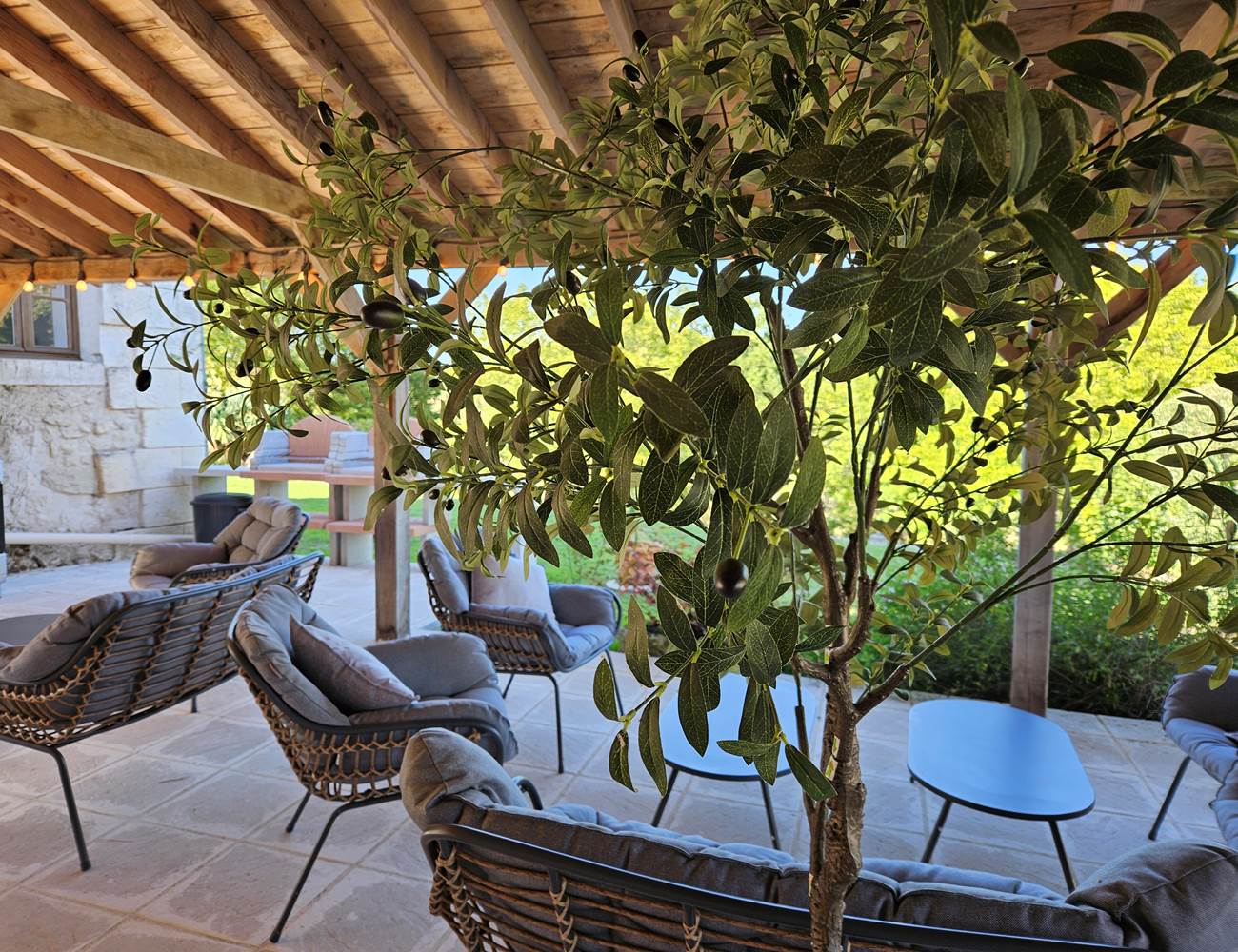 Covered Terrace 1-photo-gallery