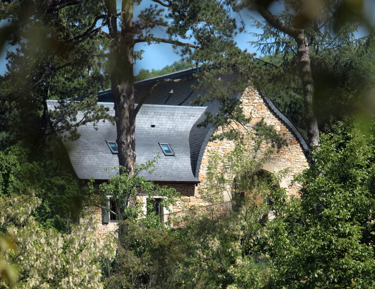 La grange et son architecture atypique