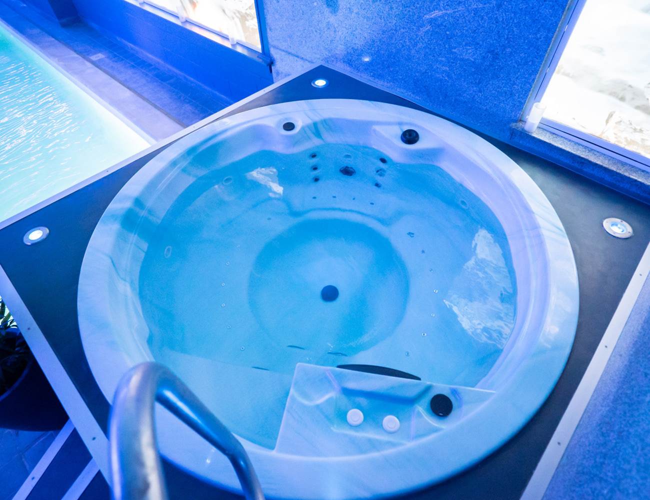 JACUZZI-photo-gallery