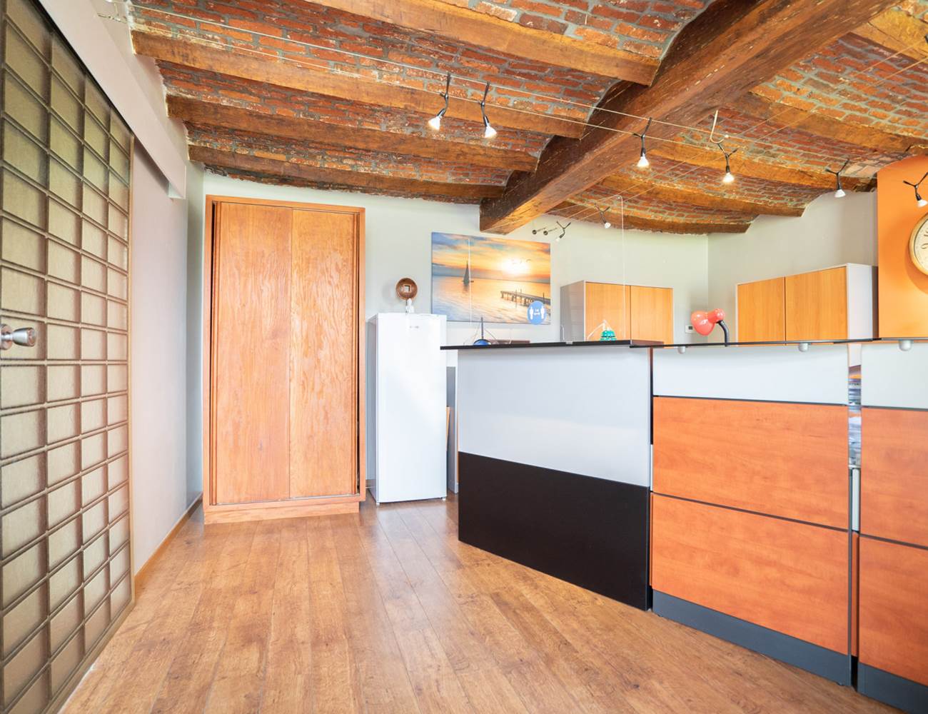 BUREAU ACCUEIL-photo-gallery