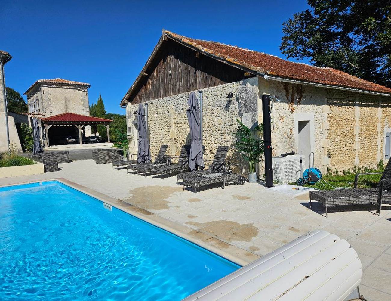 LB pool and over looking covered terrace-photo-gallery