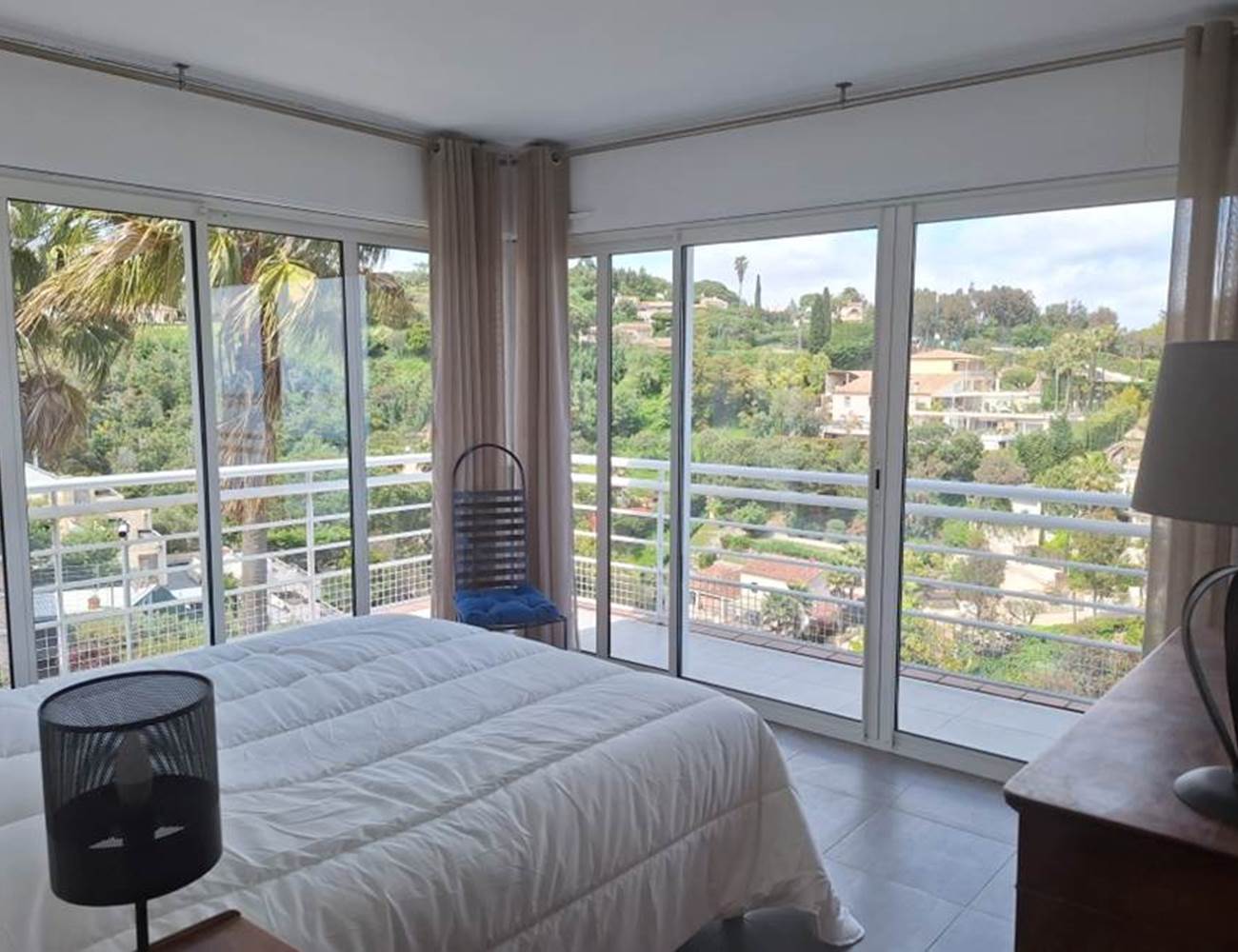 Chambre double vue jardin villa colline-photo-gallery