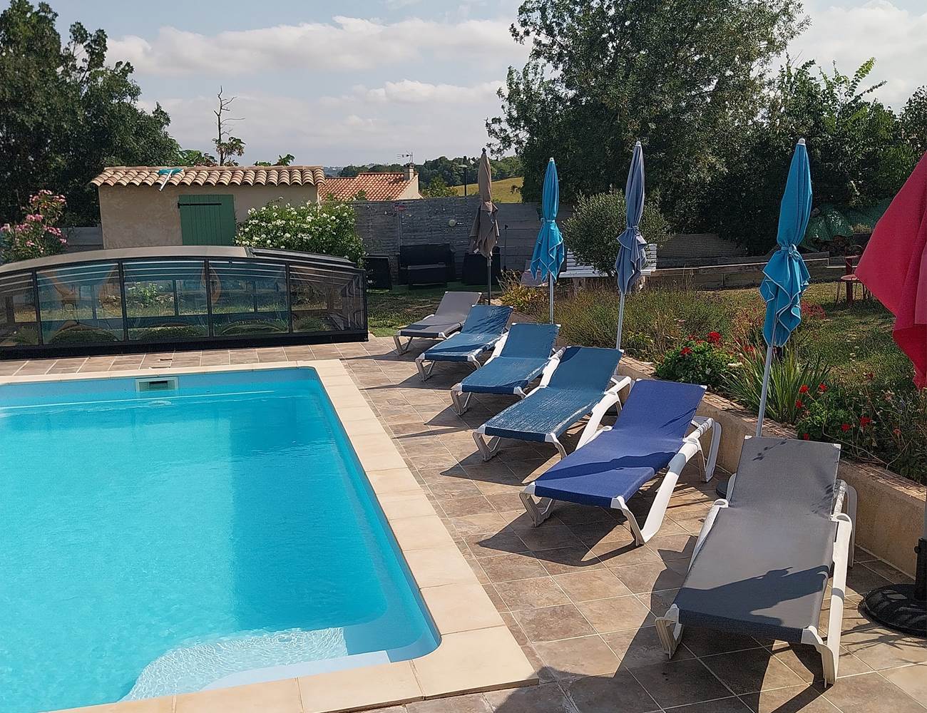 transats piscine-photo-gallery