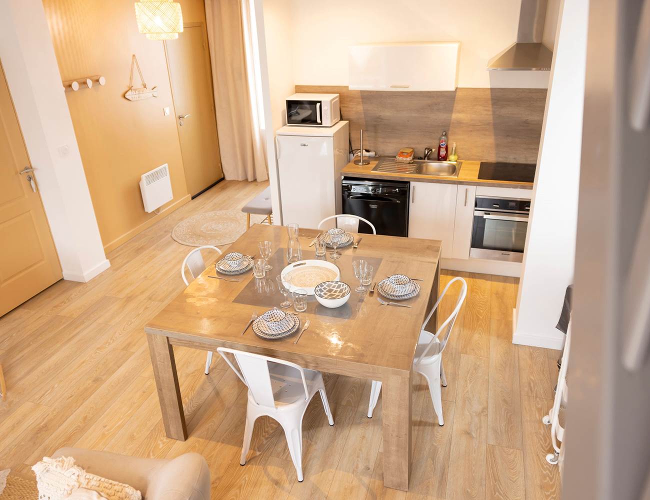 Appart 3 - table à manger-photo-gallery