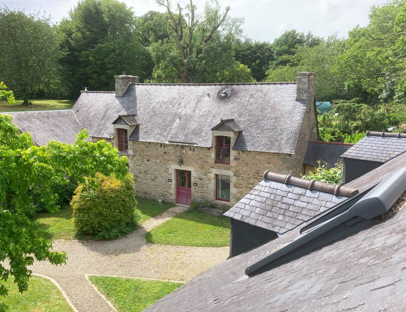 bâtiment principal ...