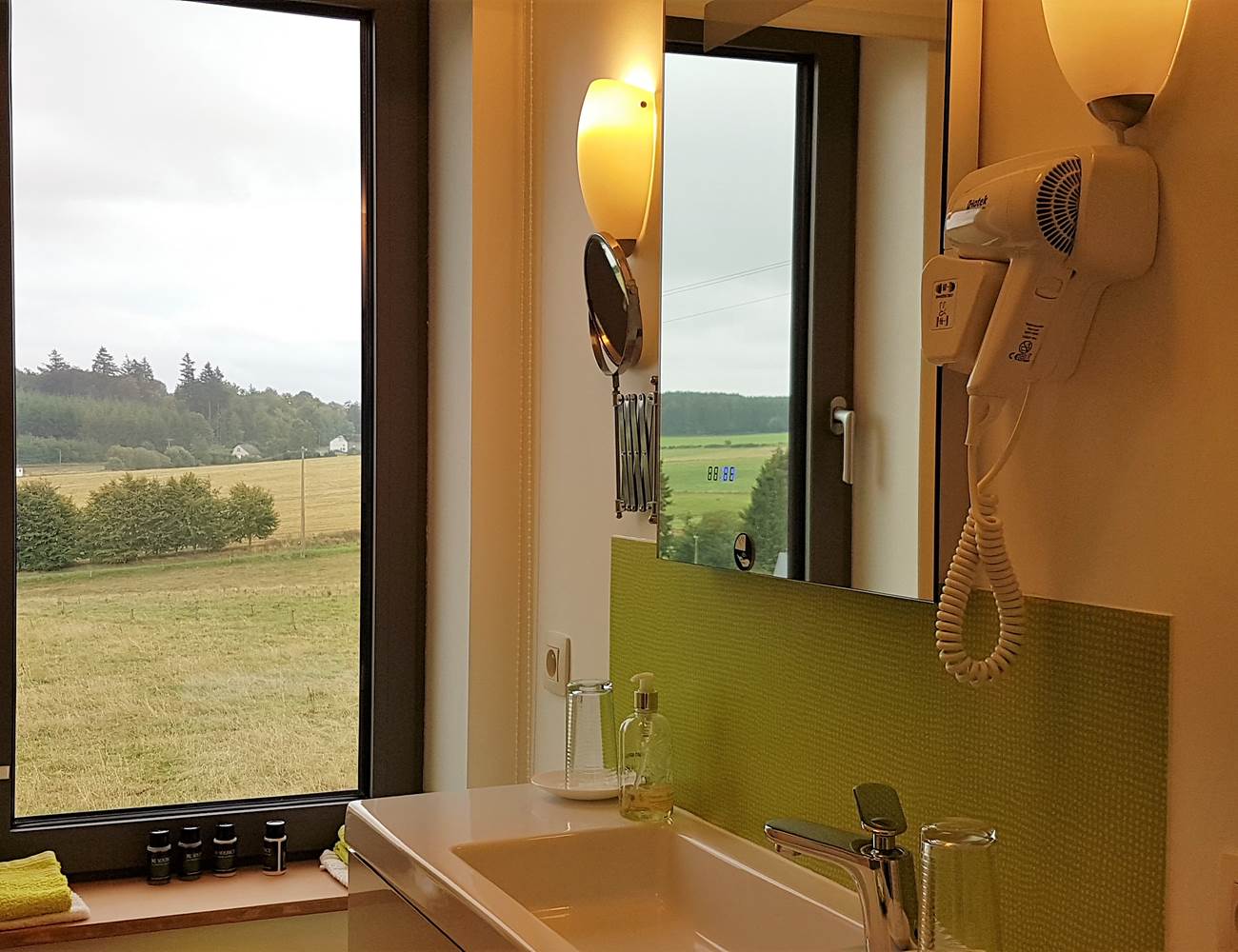chabetaine  Aurore (2) salle de douche-photo-gallery