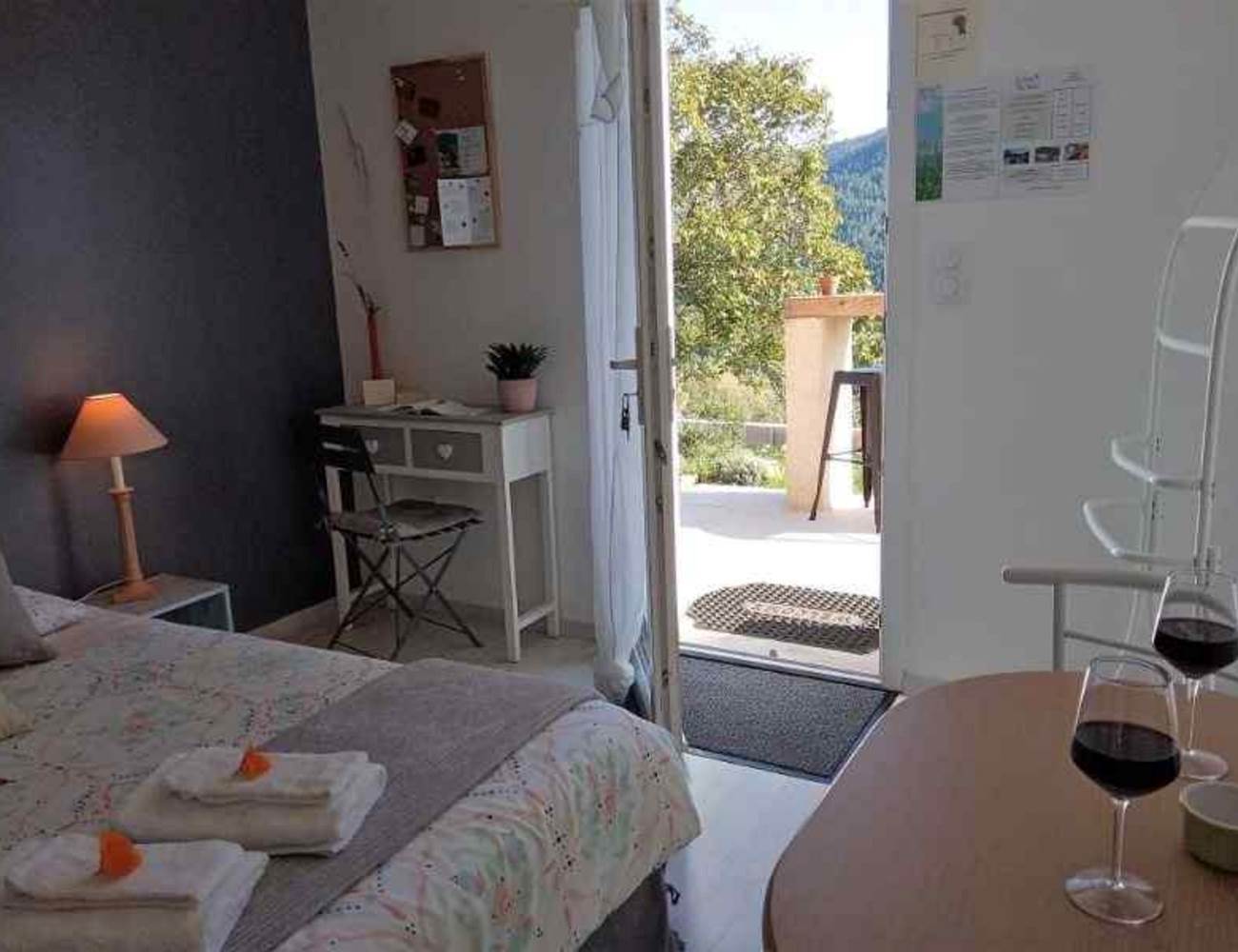 Chambre d'hôtes Orzals - Entrée indépendante - La Villa Des Raspes-photo-gallery