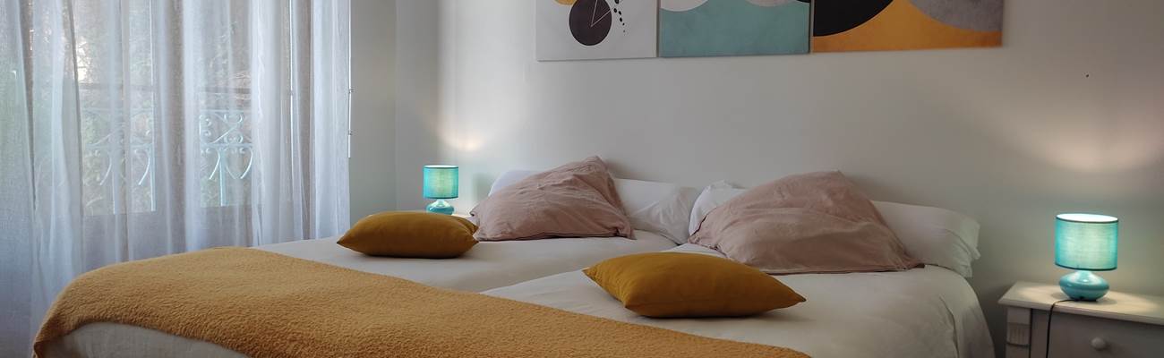 Chambre Aspe colorée et gaie