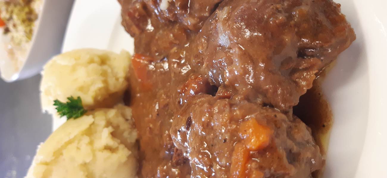 carbonade, boeuf limousin mijoté à la bière de 1000 vaches et purée