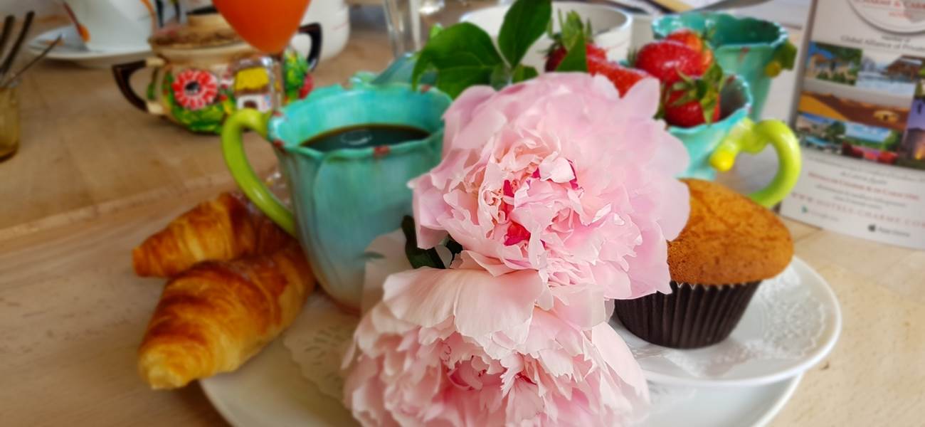 printemps-petit déjeuner gourmand/brunch au Ranch des Lacs Hôtel 87120