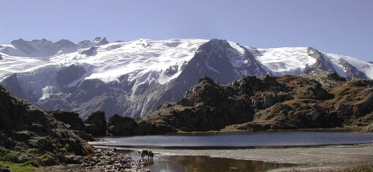 Le lac Lérié, sommet du Plateau d'Emparis.