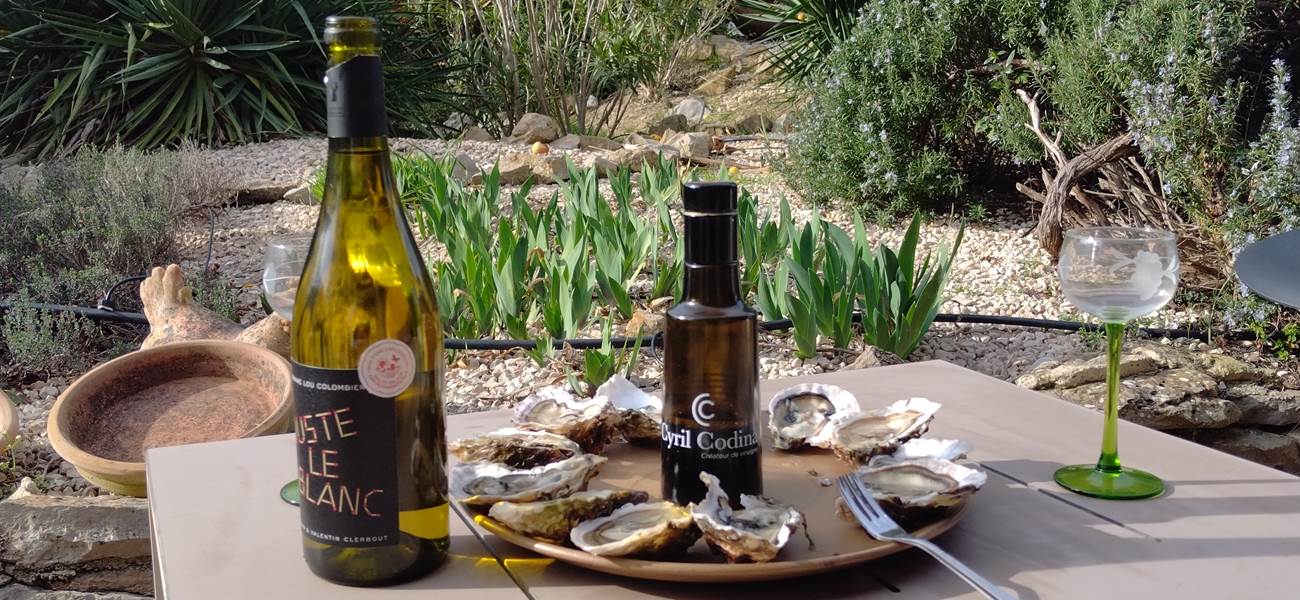Test de vinaigre de Cyril Codina sur des huîtres