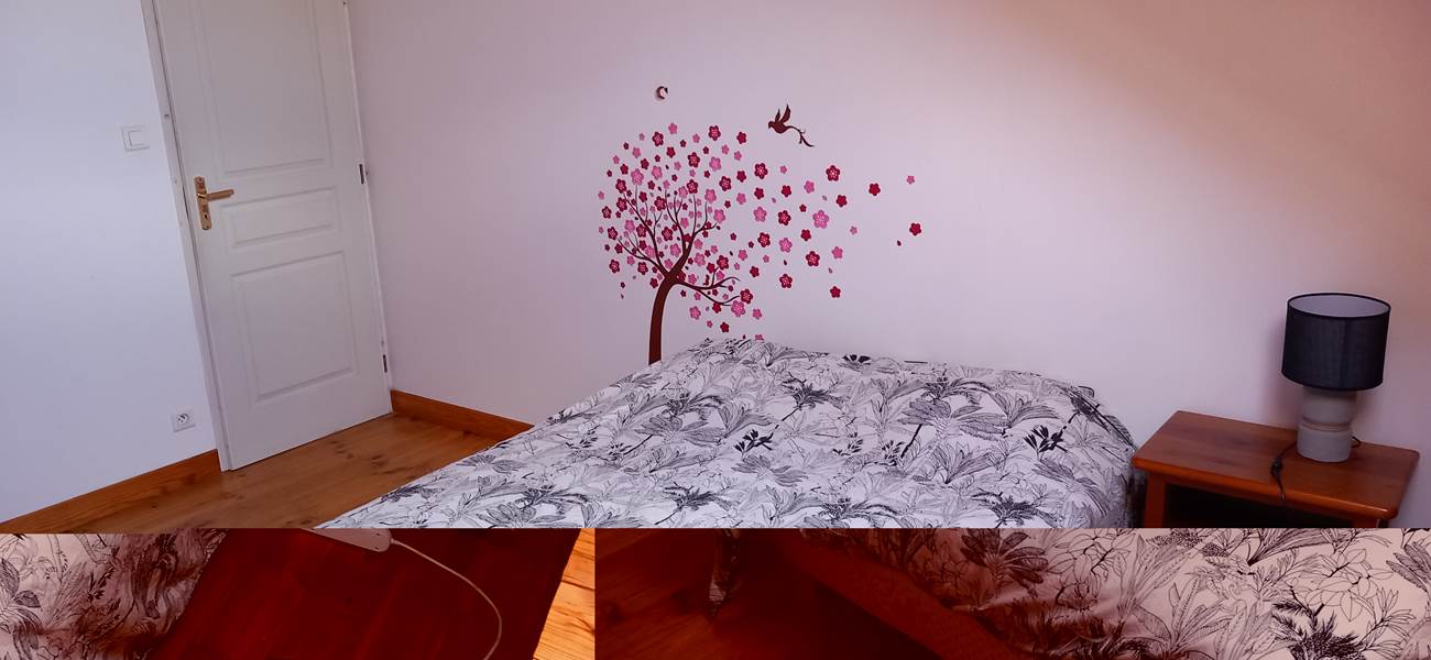 A L'ETAGE CHAMBRE 1