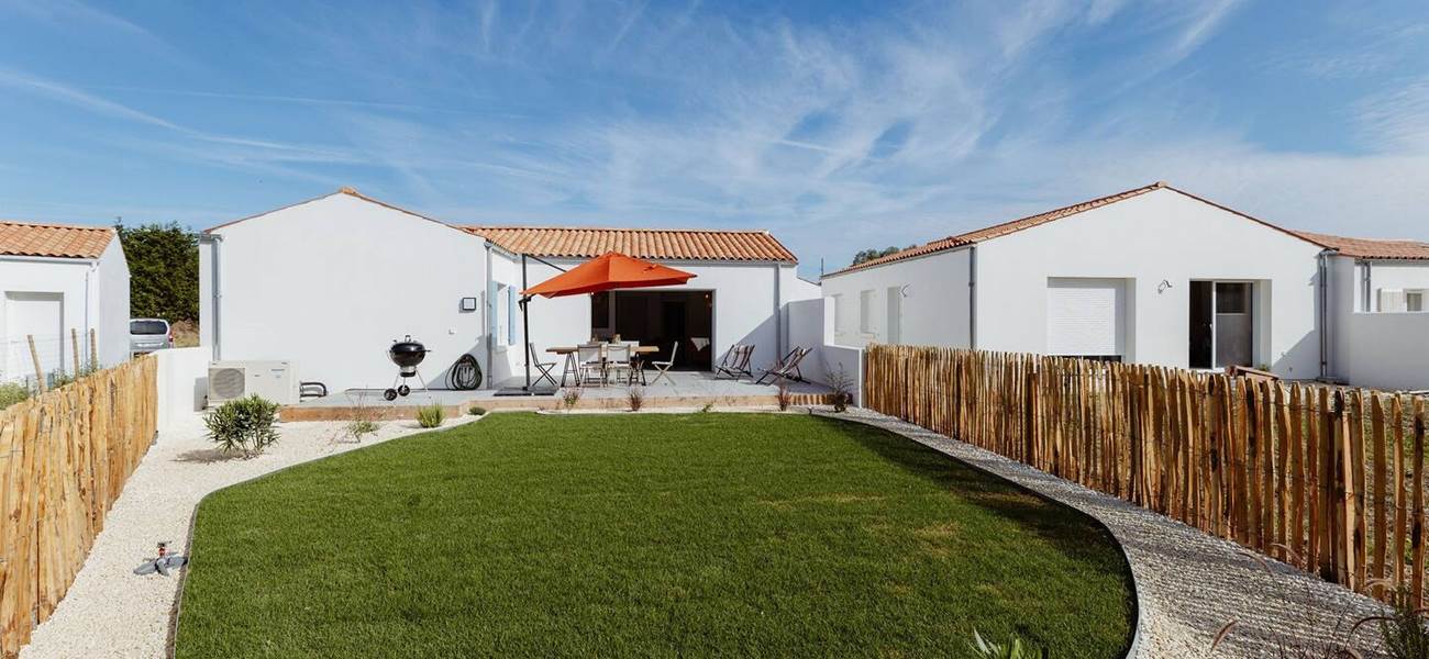 Villa Dolusienne - vue extérieure fond du jardin