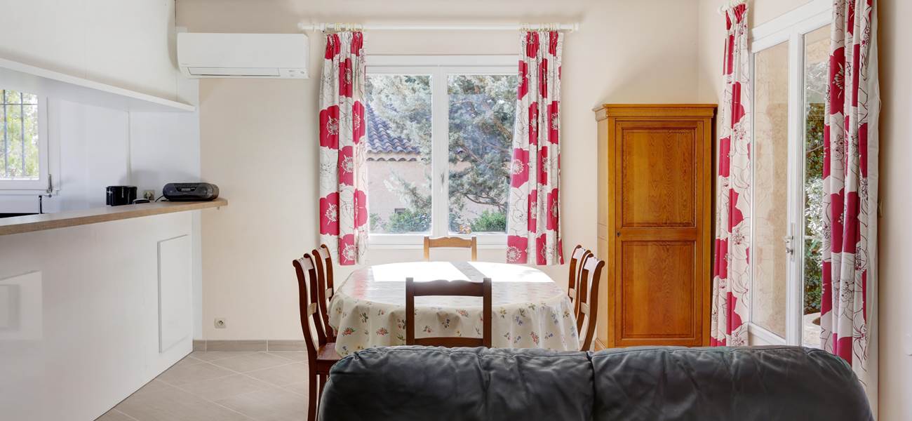 salle à manger vue du salon