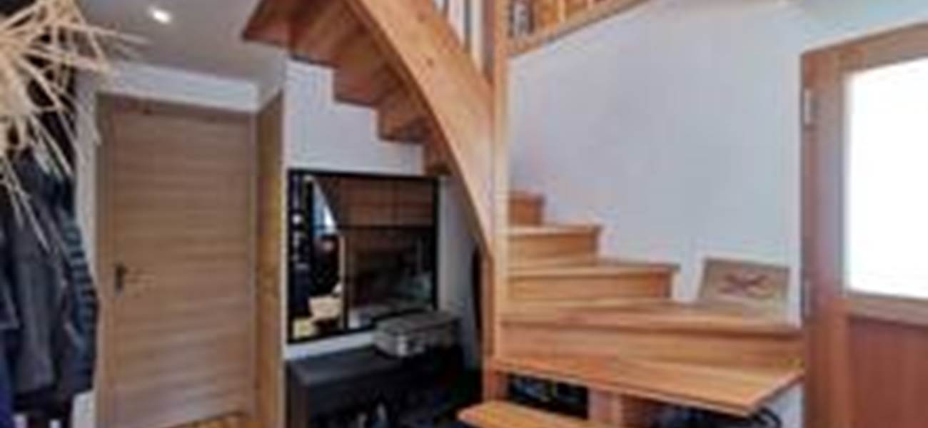 01d568fc-f8a8-460d-8d95-e53072f7d7de