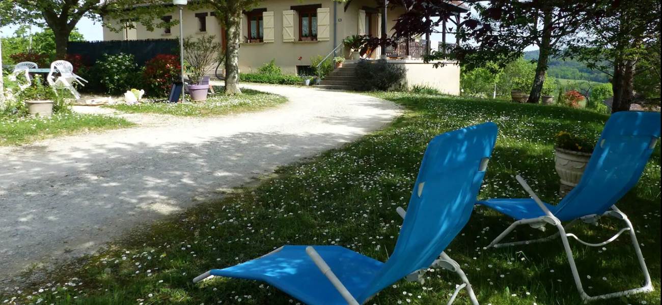 GÎTES "LES HAUTS DE CUREMONTE" - Transats