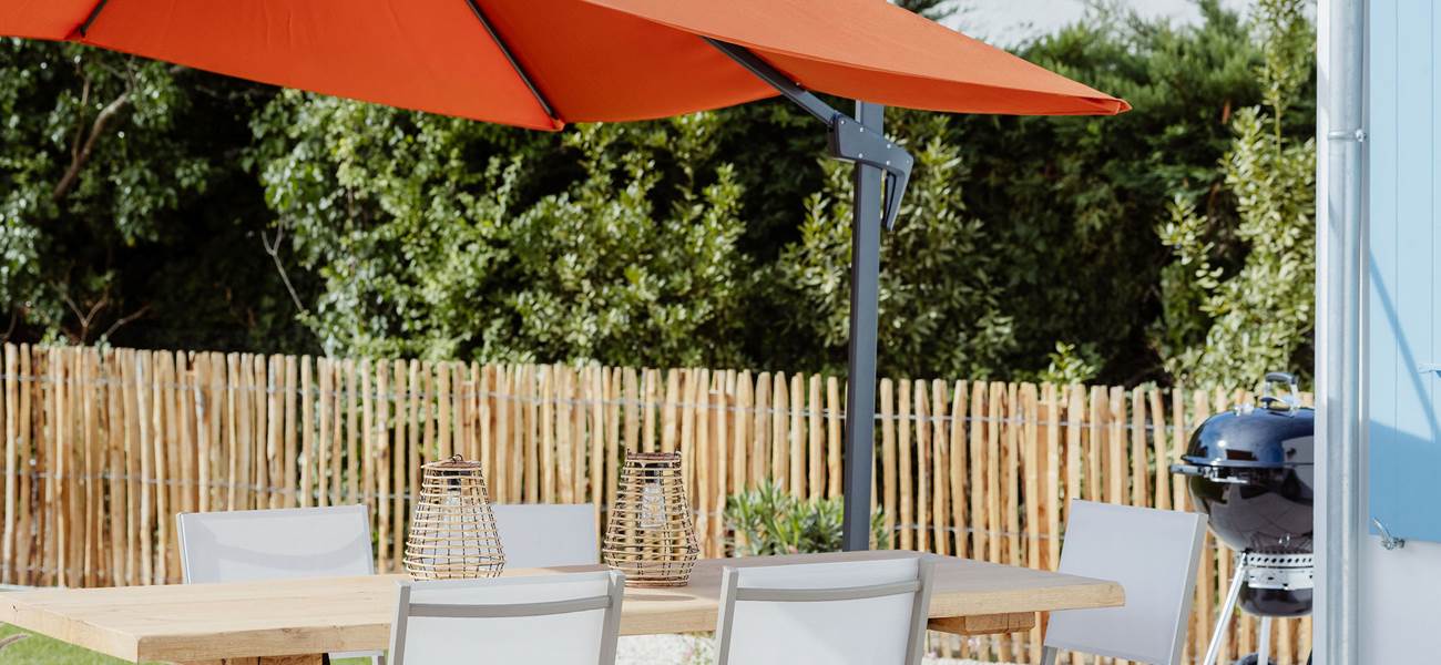 Villa Dolusienne - barbecue, table à manger
