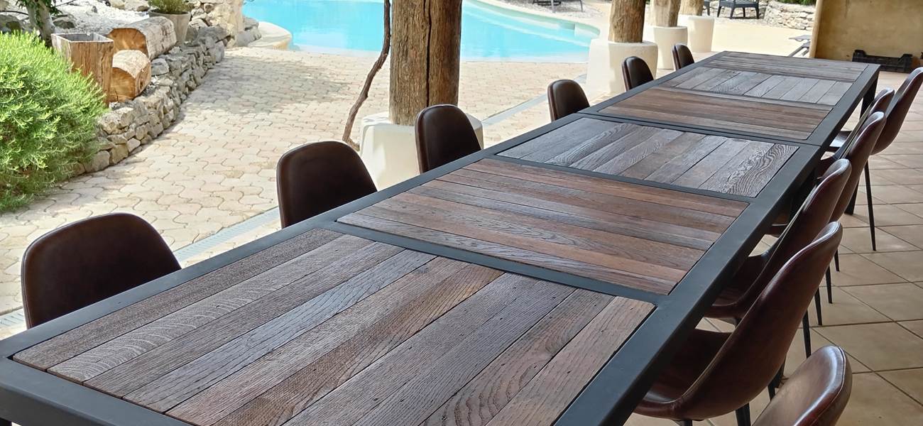 Nouvelles tables extérieures réalisées par Olivier