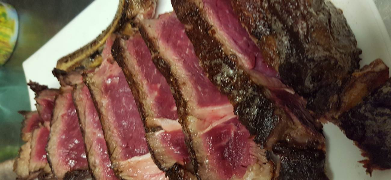 côte de boeuf maturée viande bovine de race limousine