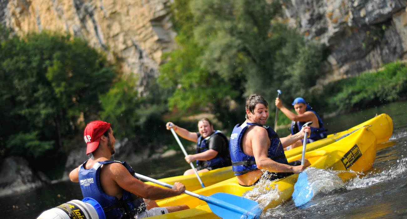 Descente en canoë sur la rivière Dordogne