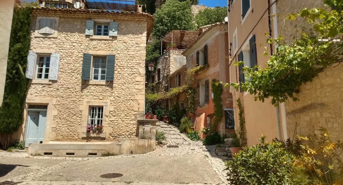 rue dans Joucas, Luberon