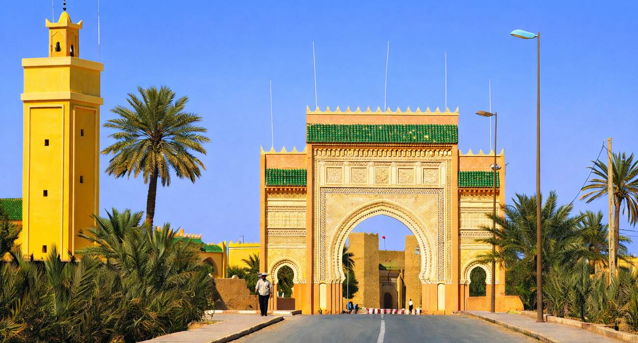 La porte de Rissani, l'une des plus belles du Maroc