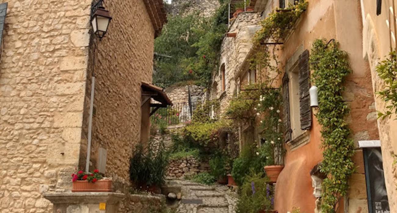 ruelle à Joucas, Luberon