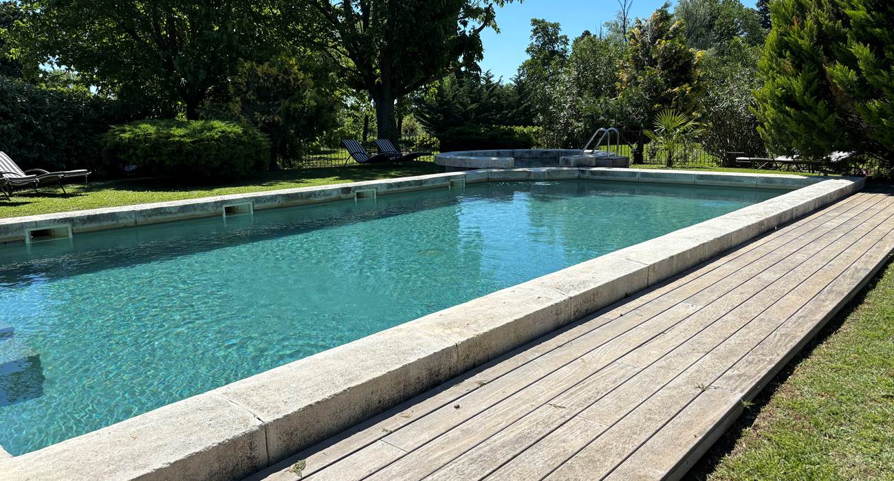 Piscine extérieure au sel-page