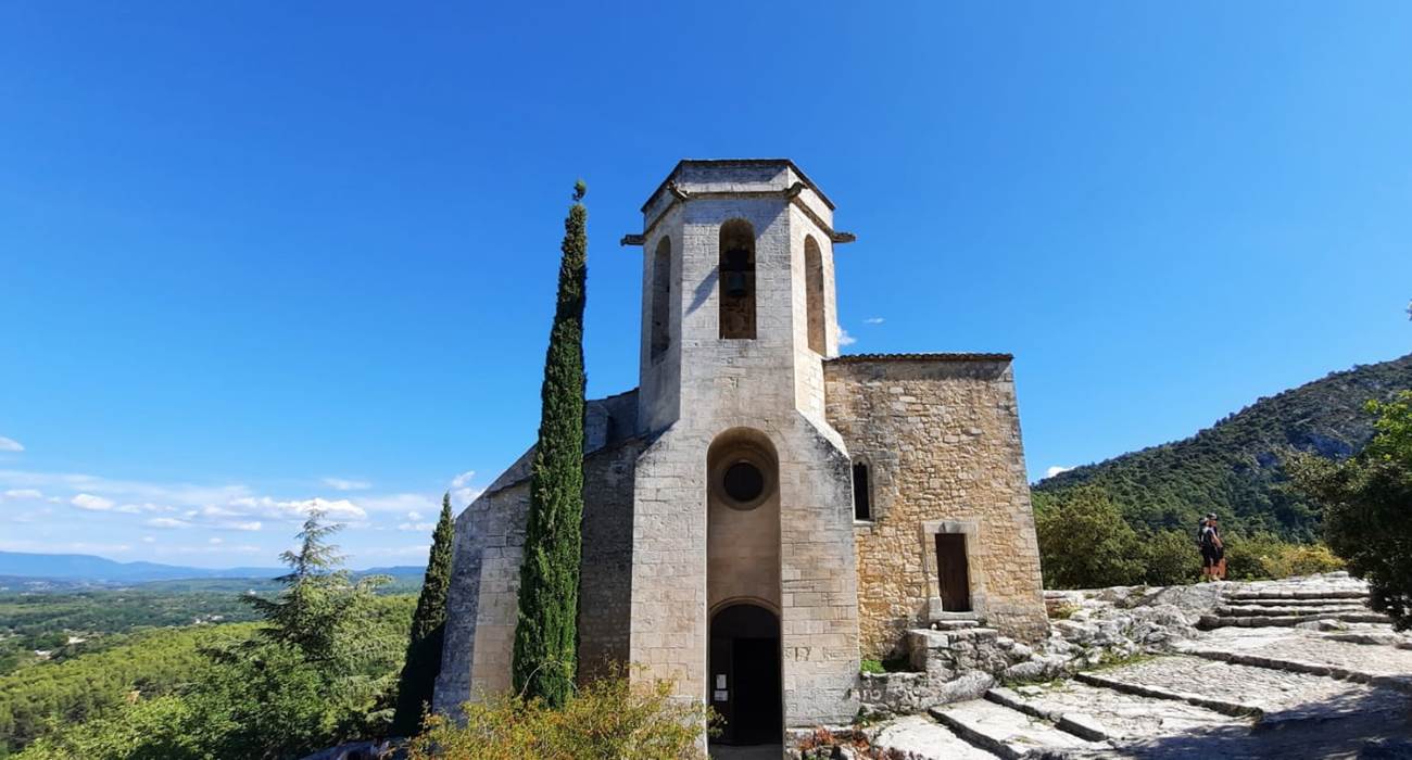 église oppède le vieux