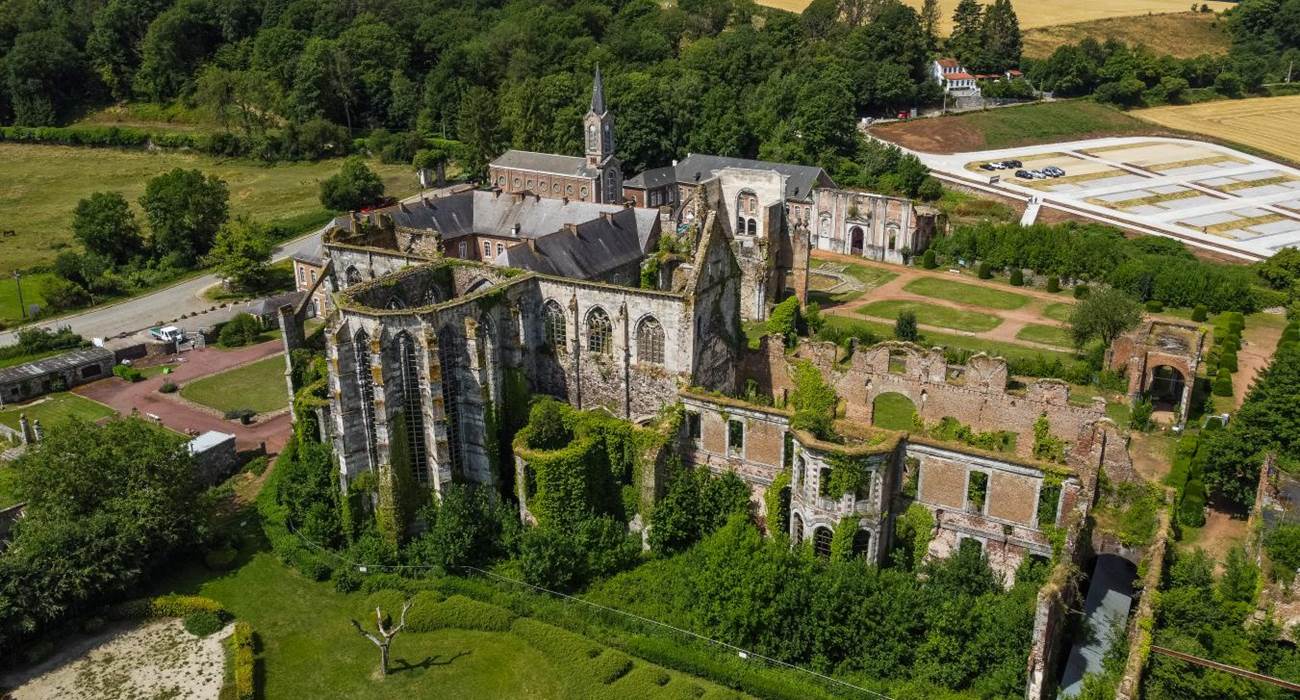 L'Abbaye d'Aulne et la Vallée de la Paix