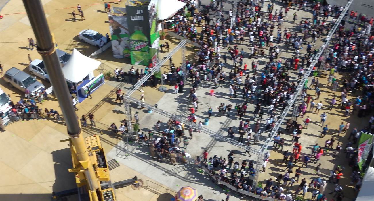 public-saut-elastique-photo-page