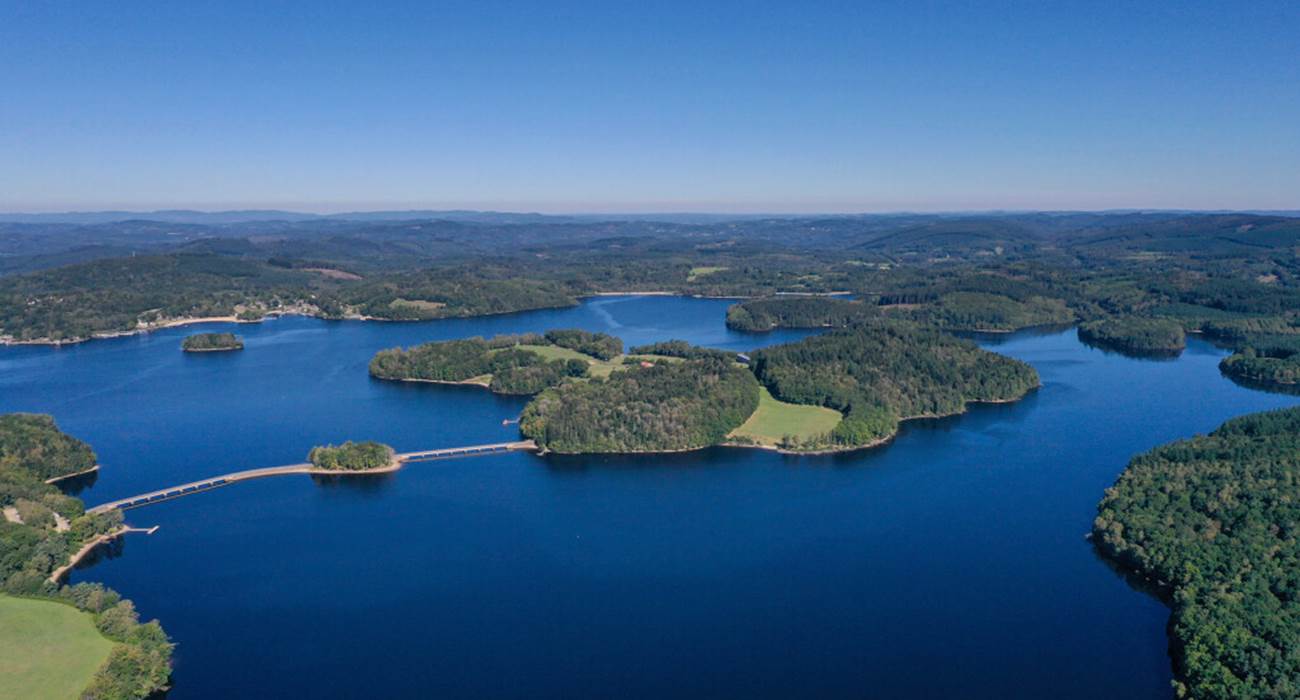 Vue aérienne du Lac de Vassivière