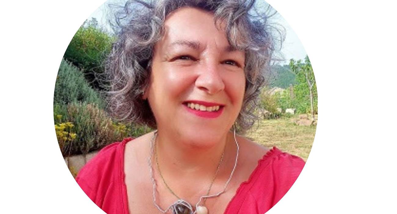 Valérie Votre hôte à La Villa Des Raspes-page