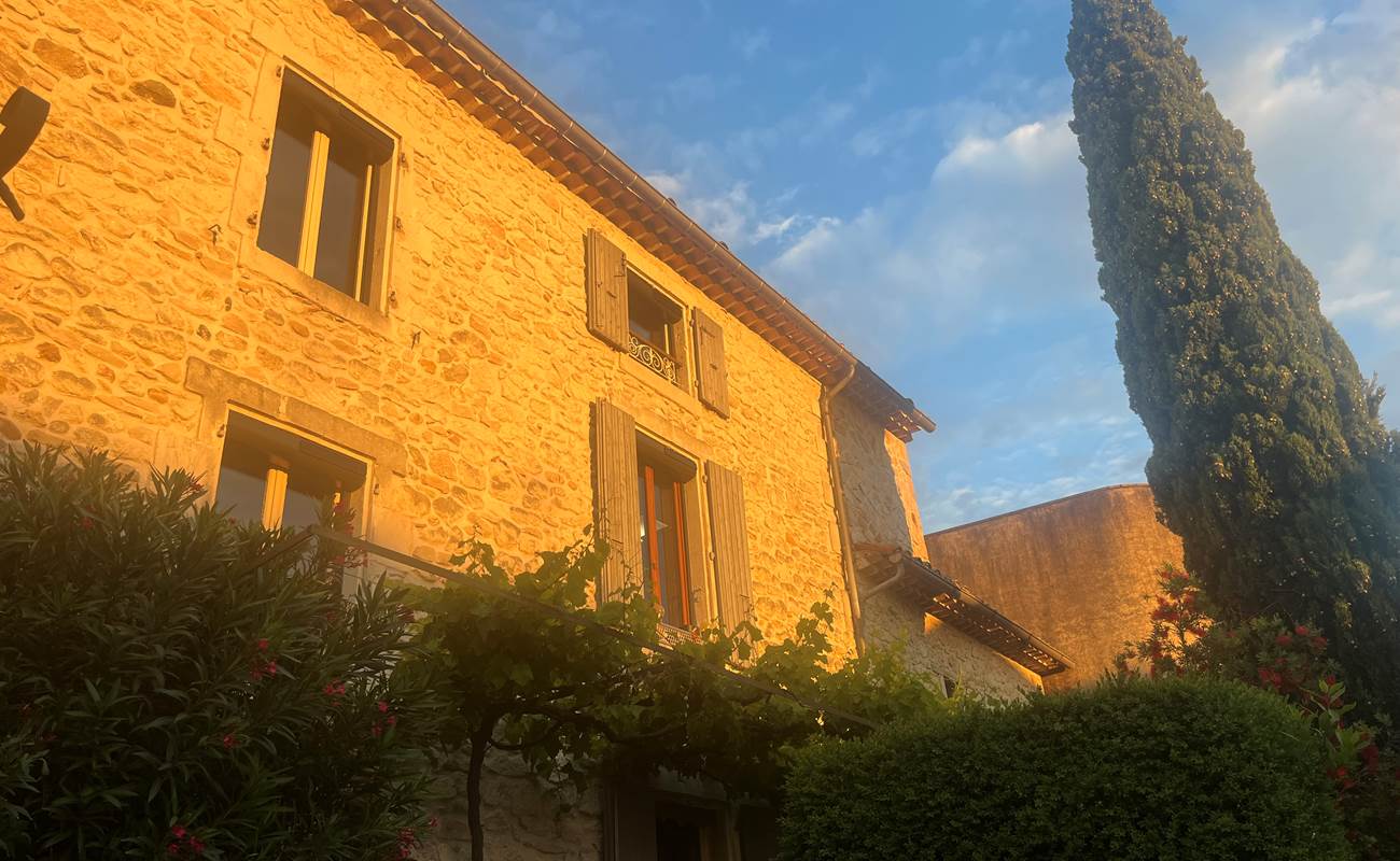 Couché de soleil sur notre maison en Provence - Lapalud-photo-gallery