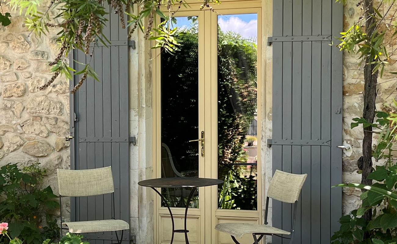 La terrasse devant la chambre double coté jardin de notre maison en Provence - Vaucluse-photo-gallery
