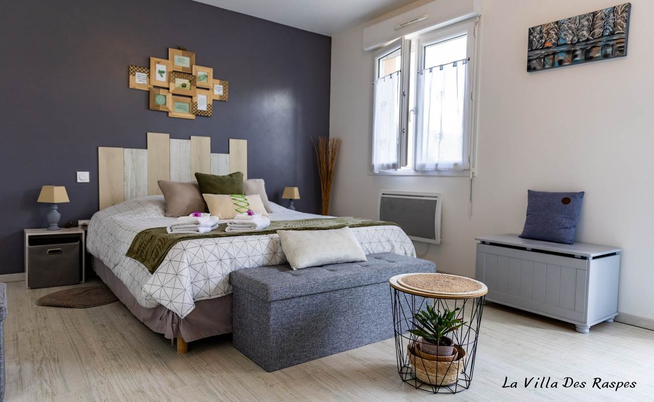 Chambre d'hôtes Les Baumes - La Villa des Raspes-photo-gallery