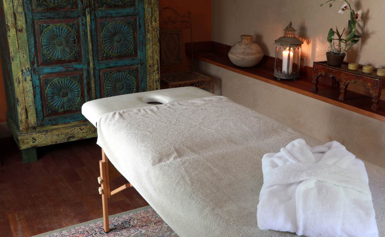 Maison d'hôtes et bien-être - Salle de massage-photo-gallery