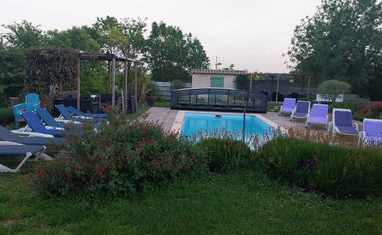 vue piscine avec transats-photo-gallery