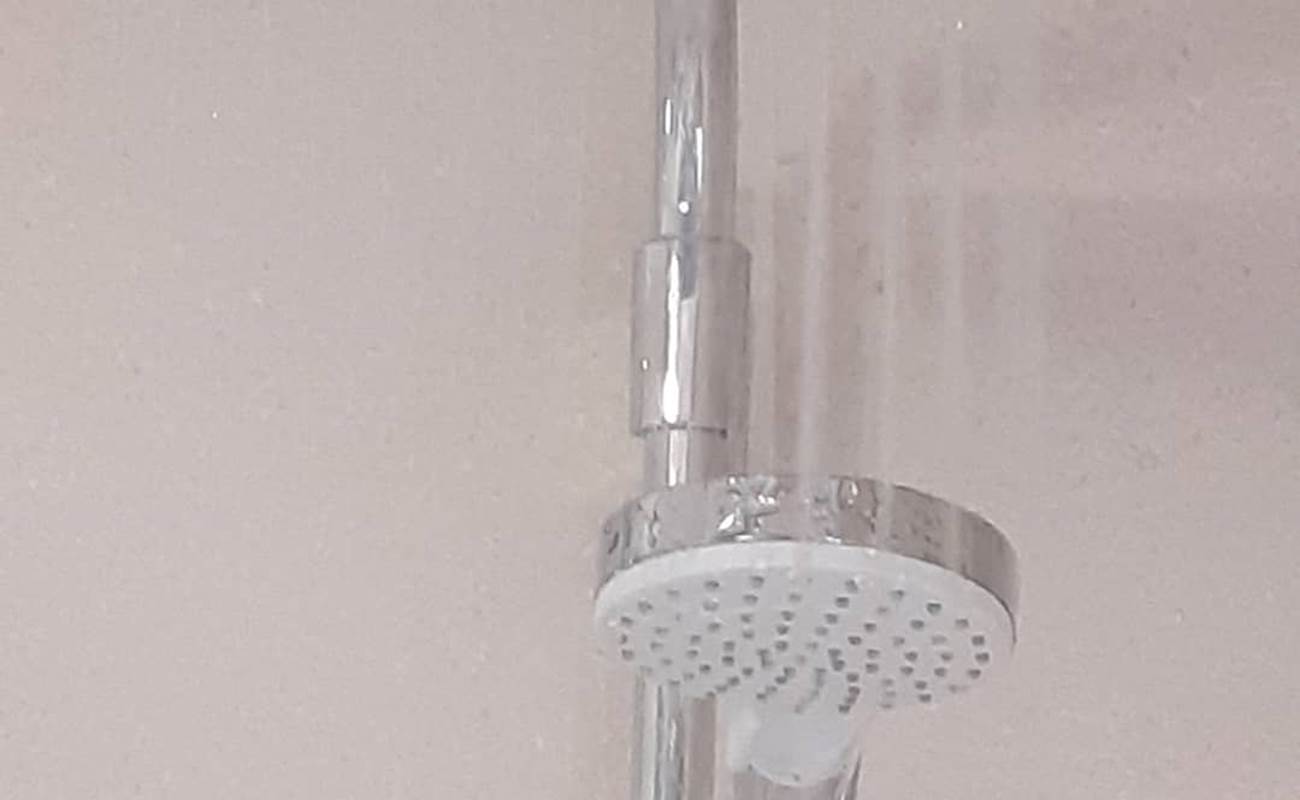 Douche et douchette GROHE rénovation juin 2021 Le Ranch des Lacs-photo-gallery