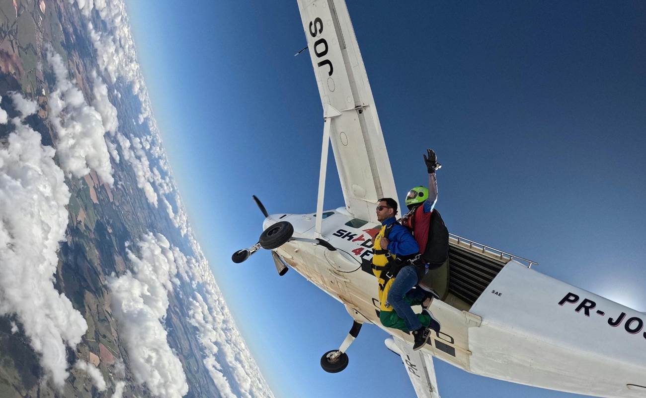 Saut en parachute aerodrome de Namur Temploux-photo-news